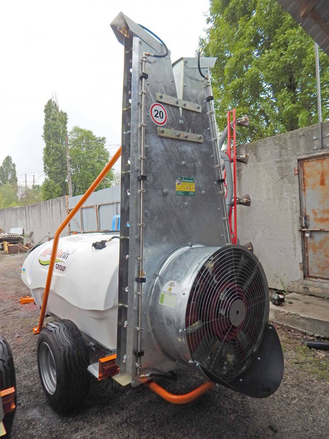 MaxiMarin Gartenspritze mit Ventilatorunterstützung und Schacht 